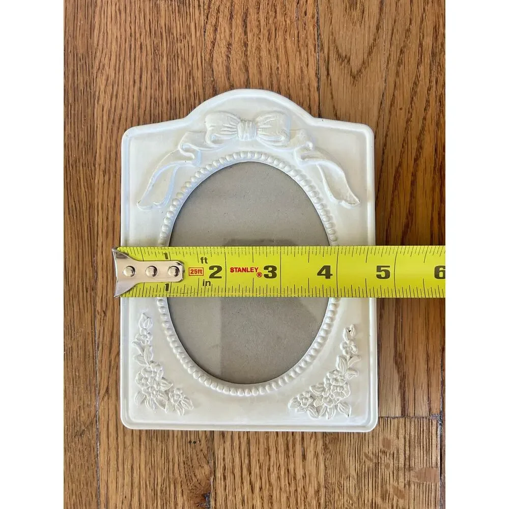 Vintage Ivory Ornate Oval Picture Frame, Raised Bow & Floral Details
